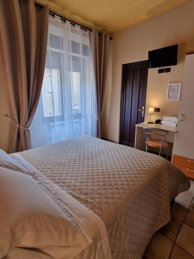 סאן מרינו Hotel La Rocca מראה חיצוני תמונה