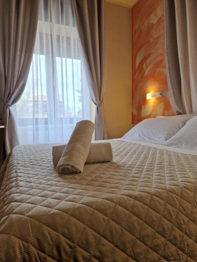 סאן מרינו Hotel La Rocca מראה חיצוני תמונה