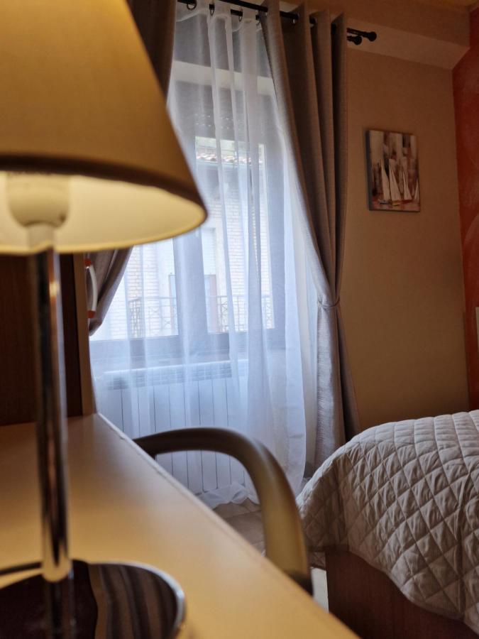 סאן מרינו Hotel La Rocca מראה חיצוני תמונה