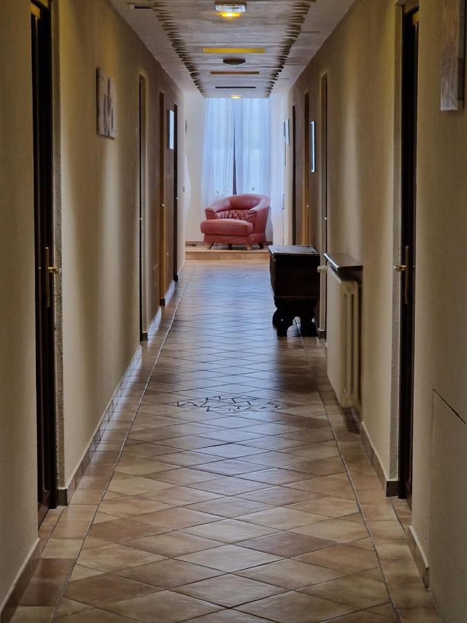 סאן מרינו Hotel La Rocca מראה חיצוני תמונה