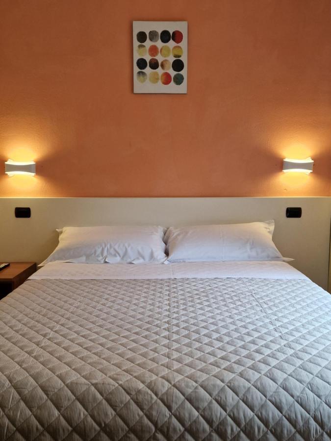 סאן מרינו Hotel La Rocca מראה חיצוני תמונה
