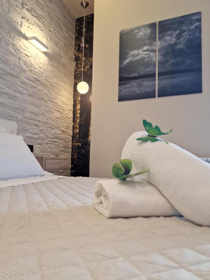סאן מרינו Hotel La Rocca מראה חיצוני תמונה